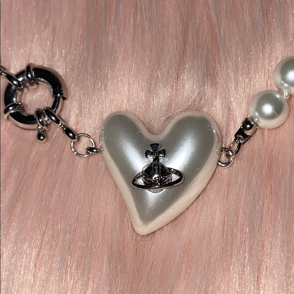 Pearl Necklace - Picture 2 of 5